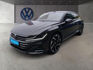 VW Arteon, 2.0 TSI Shootingbrake R-Line, Jahr 2023 - Frankfurt (Main)