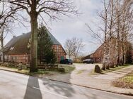 Großzügiges Landhaus mit drei Wohneinheiten und Ausbaureserve - Lüdersburg