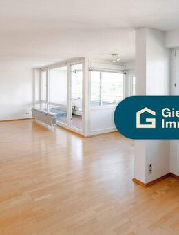 Große 2,5-Zimmer-Wohnung mit Balkon und TG-Stellplatz - Filderstadt
