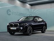 BMW X4 M40, d Laserlicht Standheizg, Jahr 2022 - München