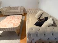 Chesterfield Sofa in hellbeige / Creme 3er, 2er und Sessel - Hofheim (Taunus)