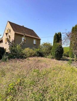 Richtig zuhause: Einfamilienhaus in ländlicher Idylle mit einem großzügigen Garten - Geithain Zentrum