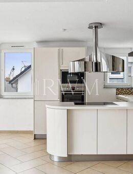 Schöne 4-Zimmer-Maisonette-Wohnung mit großer Dachterrasse und Stellplatz in bester Lage von Wernau - Wernau (Neckar)