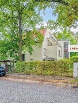 IMMOBERLIN.DE - Top-Preis! Behagliche Wohnung mit Terrasse & Tiefgaragenplatz - Berlin