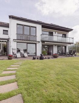 Freistehendes Ein- bis Zweifamilienhaus mit großem Garten und Garage in begehrter und ruhiger Lage in Ennepetal - Ennepetal (Stadt der Kluterhöhle)
