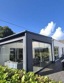 Modernste Technik und Energieeffizienz! (Rollstuhlgeeigneter) Bungalow, voll möbliert in Traumlage! - Morbach