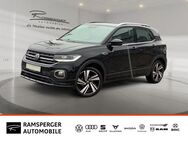 VW T-Cross, 1.0 TSI R-line, Jahr 2021 - Nürtingen