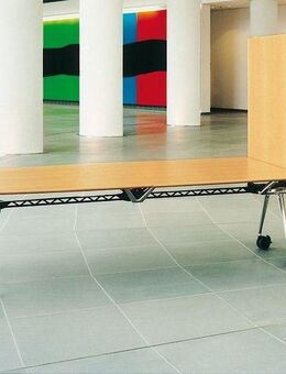 Großer Konferenztisch/Falttisch König+Neurath SUMMA.K (8-10 Personen) You are here: - Dreieich Zentrum