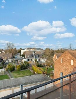 Lichtdurchflutete und bezugsfreie 2-Zimmer-Wohnung mit Charme in Meerbusch-Lank - Meerbusch