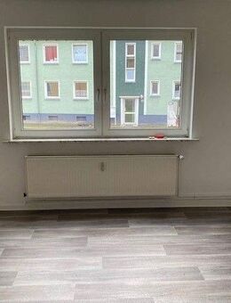 NACHMIETER GESUCHT - Erdgeschosswohnung mit Tageslichtbad - Langelsheim