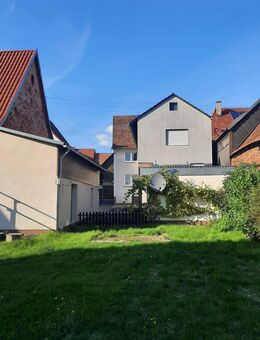 Großes Zweifamilienhaus mit tollem Gartengrundstück - Wörth (Rhein)