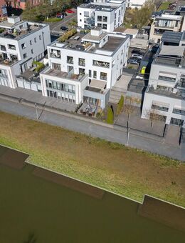 Mit Blick auf das Wasserband ! - Trier