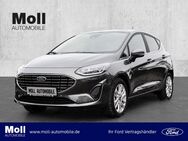 Ford Fiesta, Titanium 100PS Winter Parking Komfort 16, Jahr 2023 - Aachen