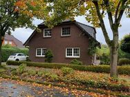 Einfamilienhaus (möglich mit Einliegerwohnung) in Zetel zentral gelegen zu verkaufen - Zetel