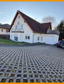 "Investieren in Oberahr - Vielseitiges Mehrfamilienhaus mit Potenzial" - Oberahr
