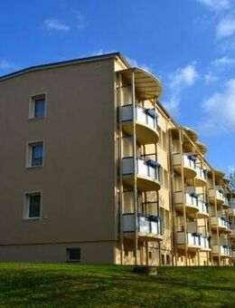 Gemütliche 3-Raum-Wohnung mit Tageslichtbad - Gera