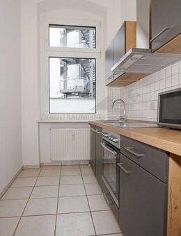 ++ Sommerangebot ++ Große, stadtnahe 3-Raum-Wohnung mit NEUER Einbauküche - Zwickau