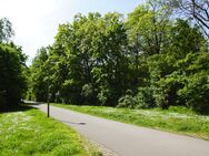 Park vor der Tür: Balkon & Idyllische Lage vor den Toren von Schleußig 2,5 Raum Eigentumswohnung - Leipzig