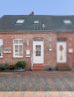 Denkmalschutz: Kernsanierte Doppelhaushälfte mit historischem Charme in Wilhelmshaven-Bant - Wilhelmshaven