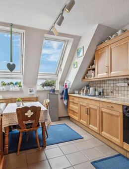 Großzügige 3 ½ Zimmer-Maisonettewohnung, inkl. Garage und Küche in Gelsenkirchen-Ückendorf - Gelsenkirchen