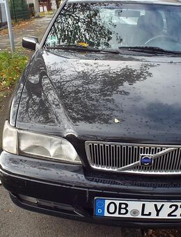 Volvo V70 Kombi, Benziner, Erstzulassung März 2000 - Oberhausen