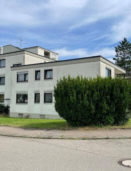 Familienfreundliche 4,5-Zimmer-Wohnung mit Balkon und Garage - Rietheim-Weilheim