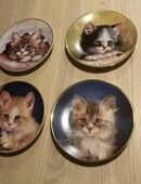 Bradex 4 ältere Sammelteller Katzenportraits 15cm Porzellan Wandteller in 21149