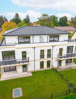 3 Zimmer Erdgeschosswohnung mit 200 m² Garten - München