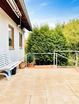 ++ Charmantes Haus mit zwei Wohneinheiten, Erker, Südterrasse und Gartenidylle in begehrter Lage ++ - Leipzig