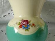 Vase, klein, liebevoll bemalt, aus den 50er Jahren - Niederfischbach