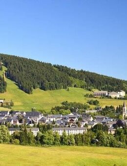 Dreiraumwohnung mit Panoramablick, Balkon und 1. Monat mietfrei auch als Zweitwohnsitz - Oberwiesenthal