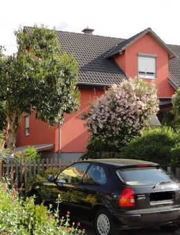 Kaufen, einziehen, wohlfühlen: Einfamilienhaus mit ELW - Gailingen (Rhein)