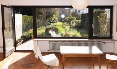 RMH mit viel Wohn-/Nutzfläche (Ausbaureserve!) und großem, sonnigen Südgarten