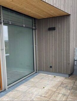 ERSTBEZUG! Wunderschöne Penthouse-Wohnung mit begrünter Dachterrasse - Bamberg