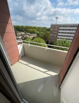 sanierte Familienwohnung mit Balkon - Hannover