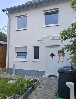 Reihenendhaus in der Hochheimer Südstadt - Hochheim (Main)