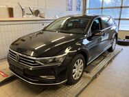 VW Passat Variant, TDI Elegance, Jahr 2022 - Verden (Aller)