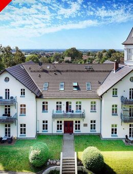 Historische Eleganz im Schloss - Luxuriöse Wohnung mit Parkblick unweit der Ostsee - Bastorf