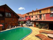 Tolles 3 WE Mehrgenerationen- / 2-3 Familienhaus mit Partyraum, Poollandschaft und neuer Heizung - Erfurt