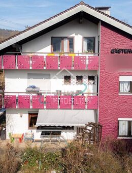 Mehrfamilienhaus mit Hotel-Flair: Ihre Chance auf eine renditestarke Immobilie - Pfedelbach