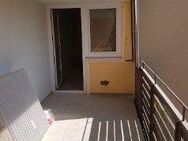 Stop Neu renovierte 3-Zimmer-Wohnung in zentraler Lage zu verkaufen. - Traunreut
