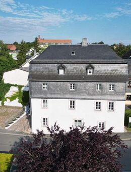 Geschichte & Moderne in beeindruckender Perfektion - Lichtenberg (Bayern)