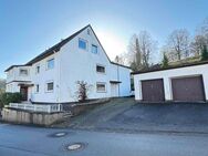 Sanierungsbedürftiges Einfamilienhaus + 2-3 Wohnungen - Horn-Bad Meinberg