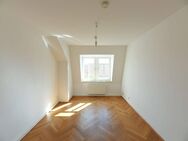 Regierungsviertel: Schöne 2-Raumwohnung im sanierten Altbau WB 4.OG re E9 - Dresden