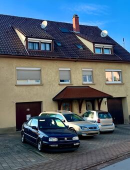Charmante Doppelhaushälfte mit Garten, Terrasse und viel Potenzial in zentraler Lage von Mühlhausen - Mühlhausen-Ehingen