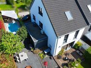 Neuwertiges Top-Eckhaus mit Carport + Pool in Ruhiglage am Leimbacher Berg in Leverkusen-Schlebusch! - Leverkusen