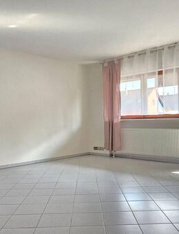 Großzügiges Wohnen in Ettlingen Oberweier - 3 Zimmer mit Balkon, TG- & Außenstellplatz - Ettlingen