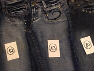 JEANS VERSCHIEDENE MODELLE *NEU* ****GRÖSSE XS **** in 63762