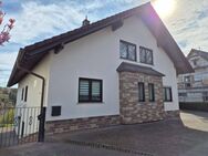 Mehrgenerationenhaus mit schöner Aussicht und Einliegerwohnung - Thaleischweiler-Fröschen
