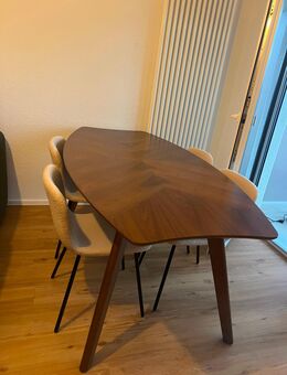 Esstisch wie neu - Hattersheim (Main)